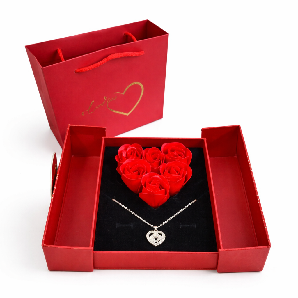 Set Collar Y Rosas De Corazón